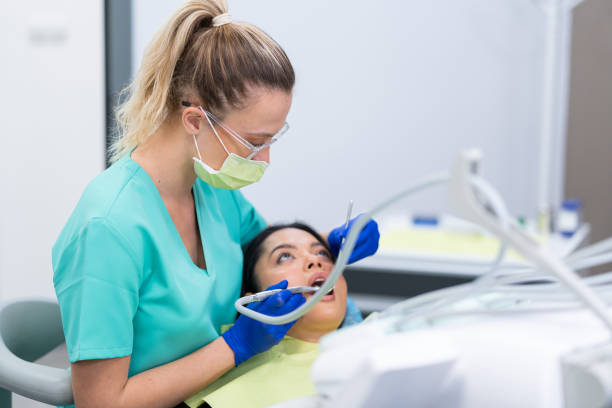 Best Emergency Gum Treatment in Sullivan City, TX